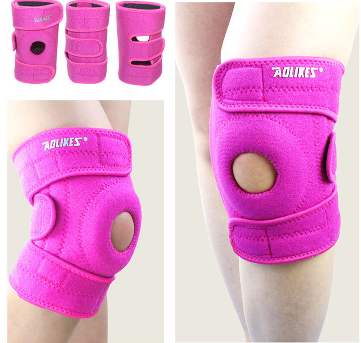 WizzFit Antiskid Sports Kneepad: Cycling and Basketball Support - Black Blue Lining Right view